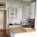 Flaminia71 Apartmán *